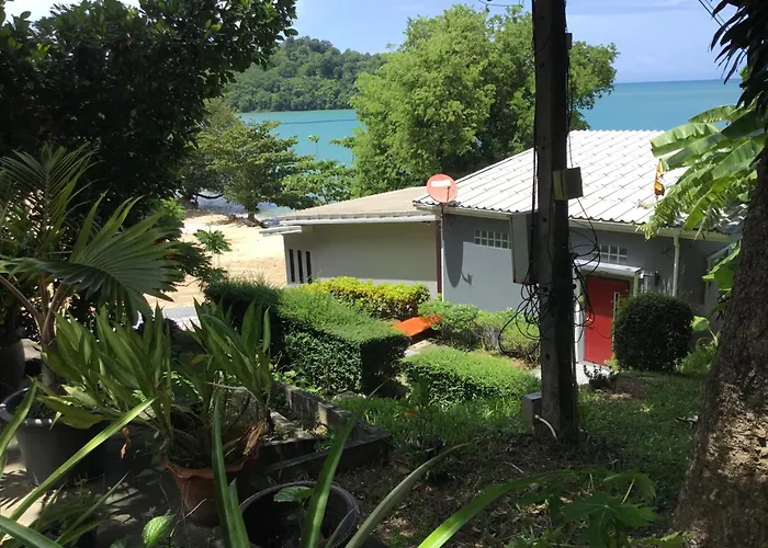 Koh Sirey Beachfront Pool Villa