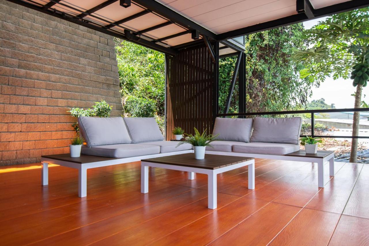 Koh Sirey Beachfront Pool Rumah liburan Phuket