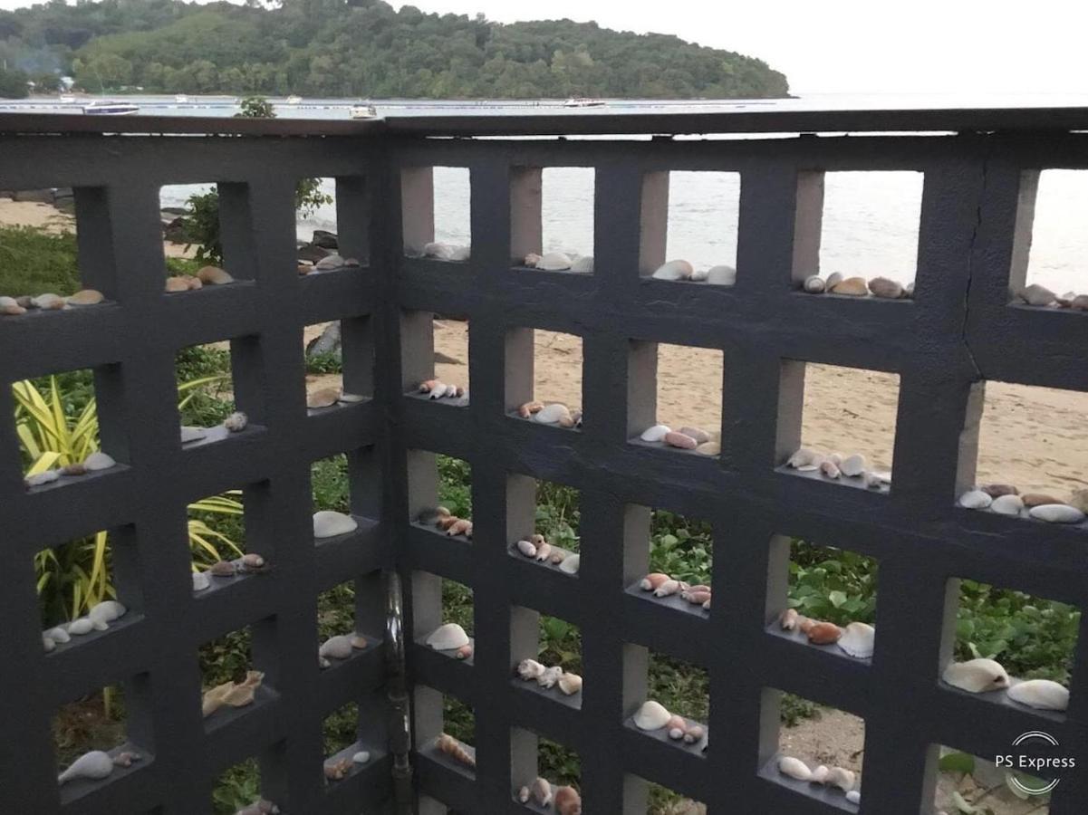 Koh Sirey Beachfront Pool Rumah liburan