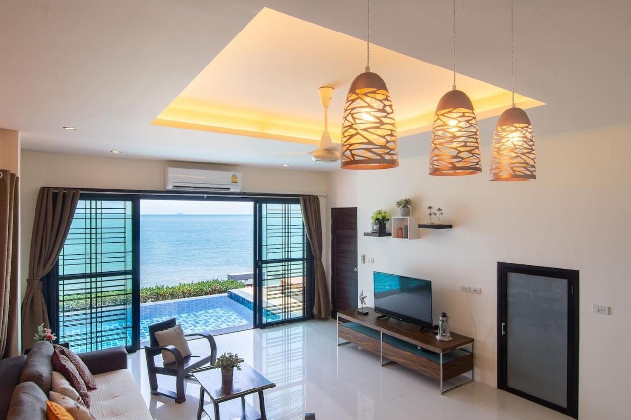 Koh Sirey Beachfront Pool Rumah liburan Phuket
